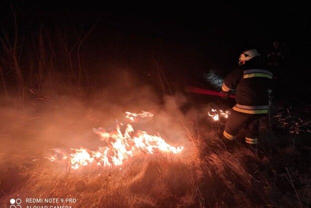 На Рівненщині палії наробили лиха (Фото, відео)