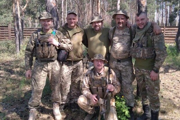 На фронті «єдиним кулаком» воюють четверо синів, зять та троє онуків матері-героїні з Волині