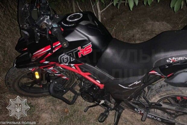 На Волині в комендантську годину зупинили п’яного мотоцикліста без прав