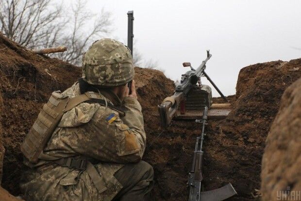 На Донбасі підірвався на протипіхотній міні боєць ЗСУ