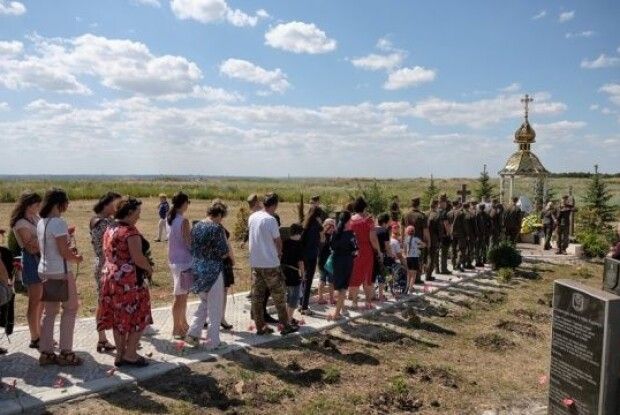 На горі Карачун вшанували пам'ять загиблих воїнів