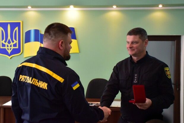 Вогнеборці з Волині отримали почесні нагороди і нові звання (Фото)