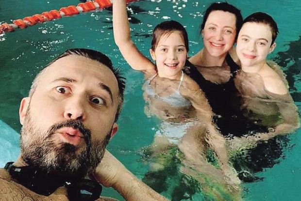 Бабкіну дружина подарує «мужика»!