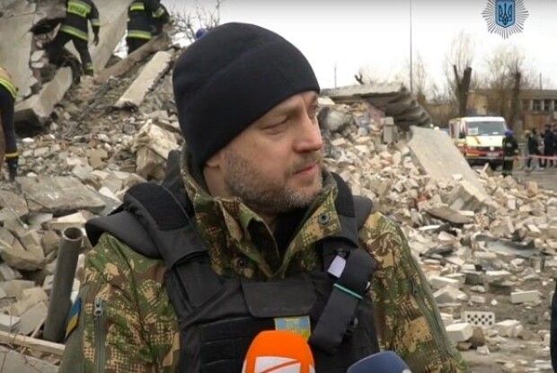 «Рятувальники приїхали, почали розбирати завали, проте ворог почав обстрілювати рятувальників...» 