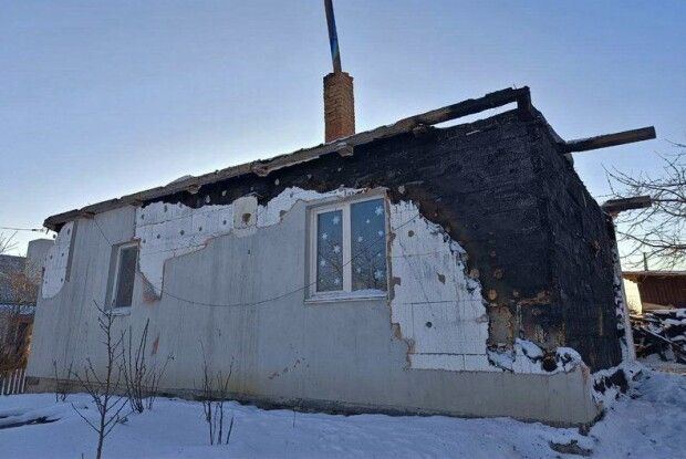Будинок згорів у пожежі: багатодітна родина із Волині шукає нове житло (Відео)