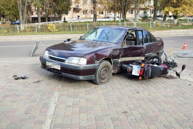 Хотів обігнати кілька машин: на Рівненщині загинув 17-річний мотоцикліст (Фото)