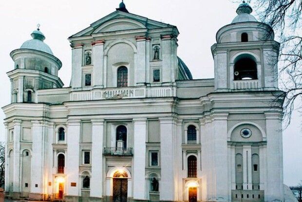 Німецькі бомби зруйнували башту костелу та вбили 21 людину