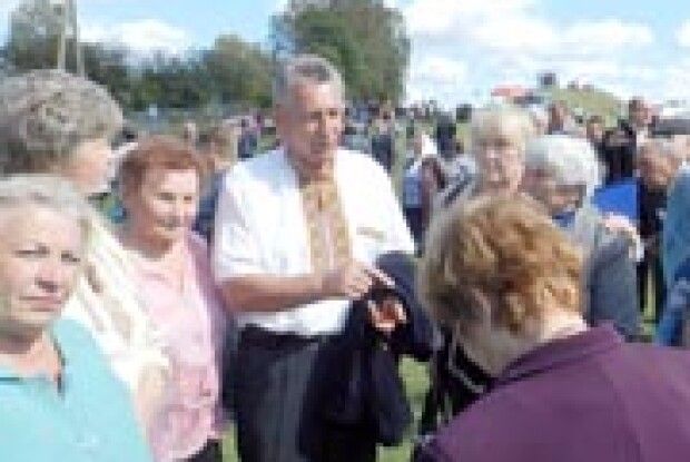 ЄВГЕН МЕЛЬНИК: «З МЕЖИГІР’Я НЕ ВИДНО, ЯК ЖИВУТЬ ПРОСТІ ЛЮДИ»*