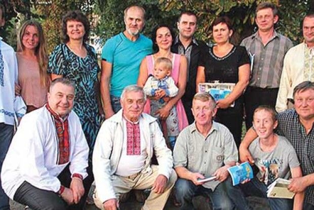 Як в Америці наші земляки пекли паску за лобачівським рецептом