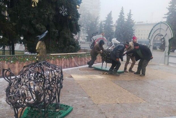 Нелегка то робота – ​тягти у Луцьку металевого бегемота