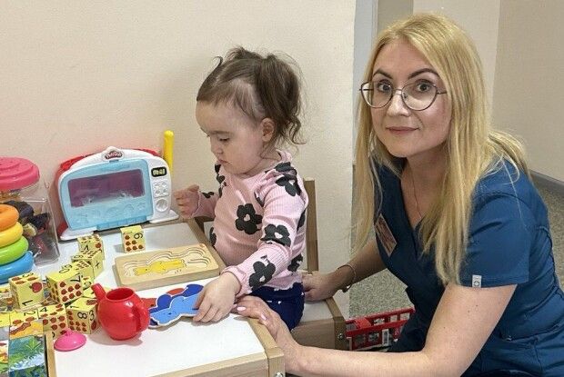 Особливі діти: історія маленької волинянки, яка вчиться жити з аутизмом