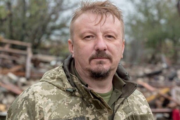 Воїни перестають бути атеїстами: яку таємну зброю носить із собою капелан із Волині