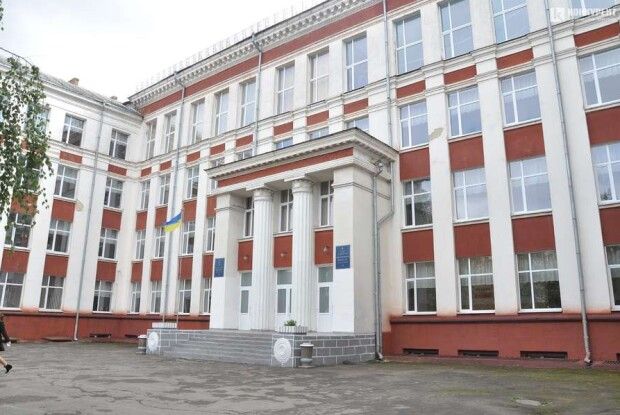 В одній з найстаріших шкіл Луцька зроблять капітальний ремонт