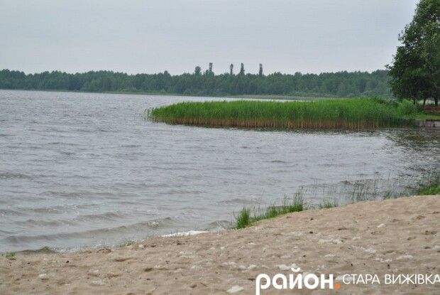 На Волині з аукціону продали базу відпочинку на березі Пісочного