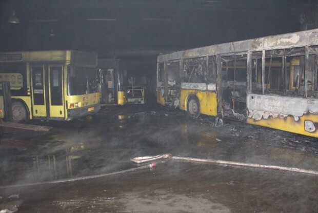 У Києві згоріло три автобуси