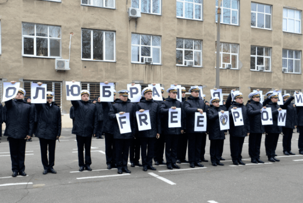 Полонені українські моряки Богдан Головаш та Владислав Костишин стали офіцерами 