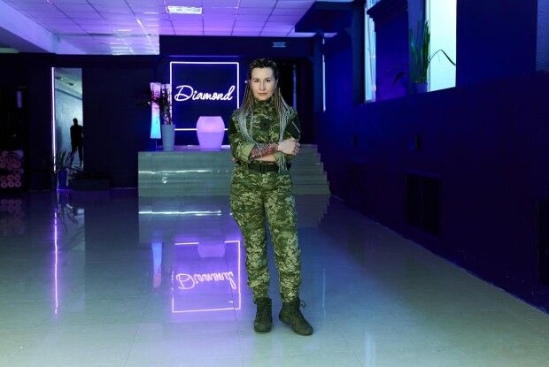 Луцька тренерка з танців пішла у ЗСУ разом з чоловіком