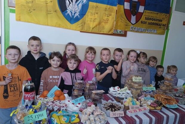 У навчальному закладі Волині під час благодійного ярмарку зібрали майже 70 тисяч гривень для військових