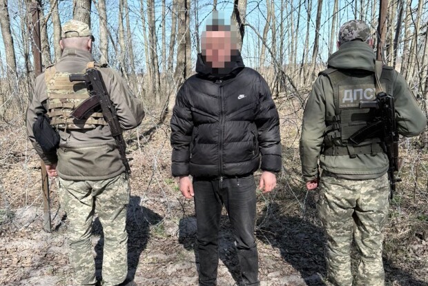 Двоє чоловіків намагалися втекти з України через волинські ліси