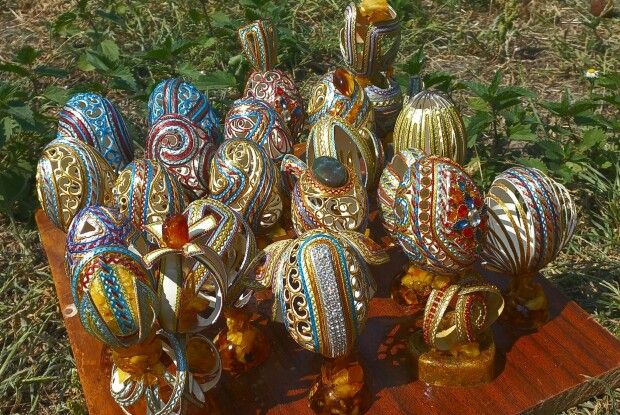 Нові витвори волинського майстра допоможуть ЗСУ
