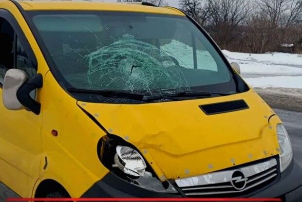 Стерте об асфальт обличчя й вибиті зуби: п'яний мажор майже 50 метрів тягнув 18-річну дівчину за автівкою (Відео)