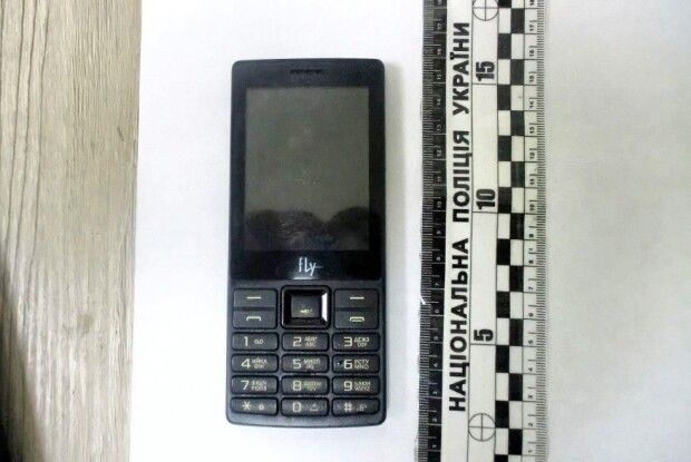 Побив знайомого та вкрав у нього телефон: на Рівненщині поліцейські арештували злочинця