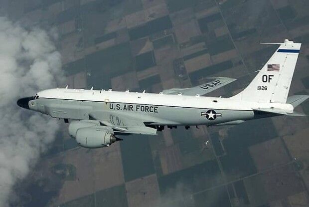 Над Волинню помітимли американський літак-розвідник (Відео)