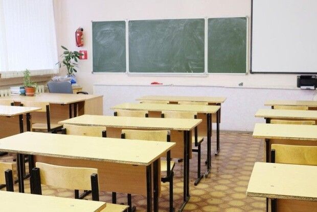 Син обматюкав вчительку: на Рівненщині через шкільний скандал судили жінку