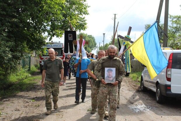 На Волині провели в останню дорогу загиблого Героя