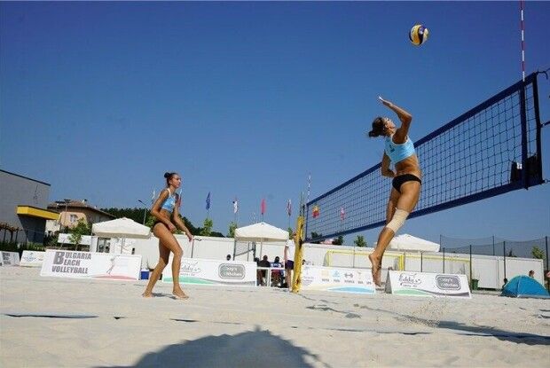 Українські пляжниці вийшли у чвертьфінал Світового туру