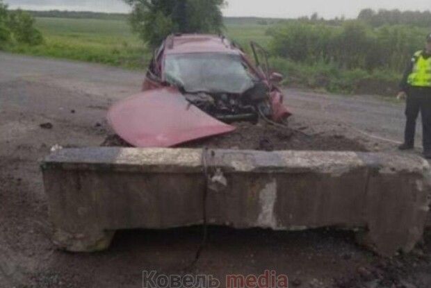 На Волині легковик розбився на місці ремонту дороги. Водій загинув (Відео)