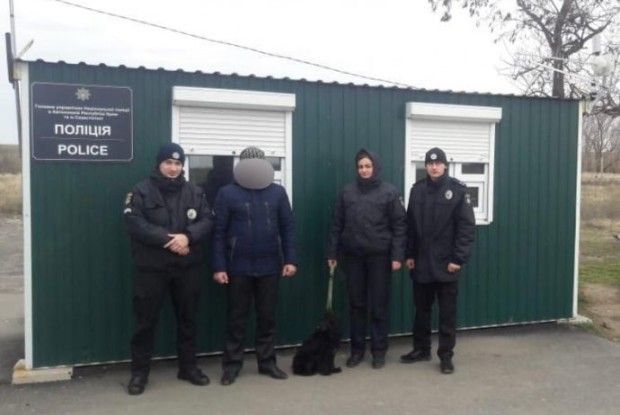 Чорний спаніель допоміг впіймати військового-зрадника, який після анексії Криму перейшов на службу в ЗС РФ