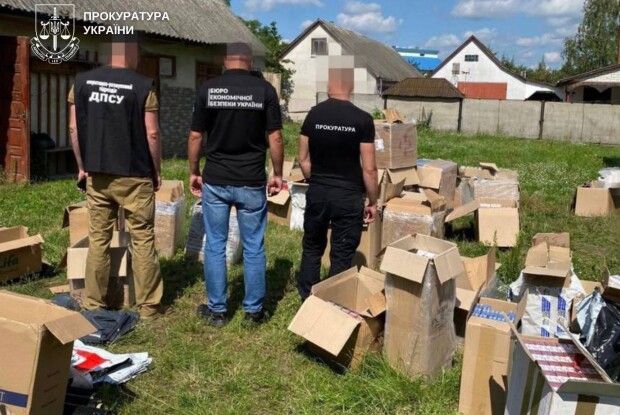 Вилучено контрафактні цигарки на понад 2,6 млн грн – волинянин постане перед судом