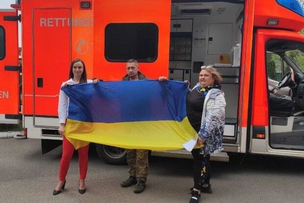Воїнам 14 бригади передали реанімобіль: сьогодні він на передовій