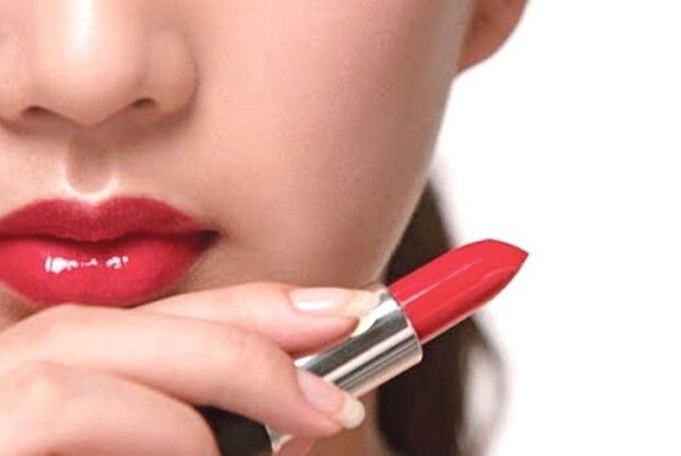 Найперше чоловікам впадає у вічі малюнок жіночих губ