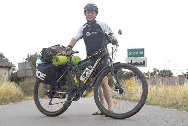 Із Каменя до Парижа  та Амстердама – на велосипеді