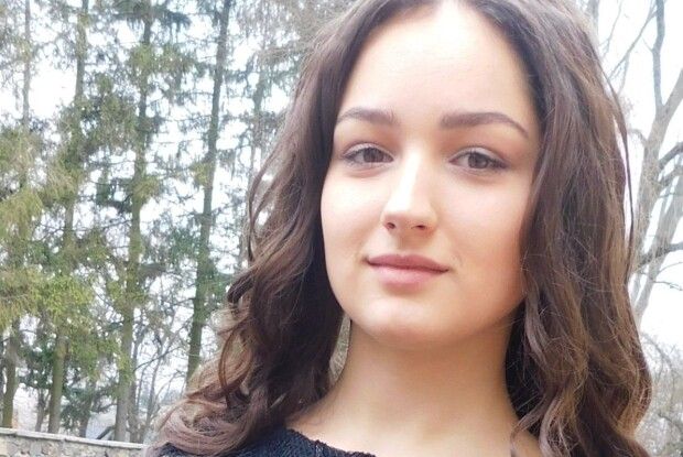 Вихованка Горохівської музичної школи повернулась в її стіни у якості викладача