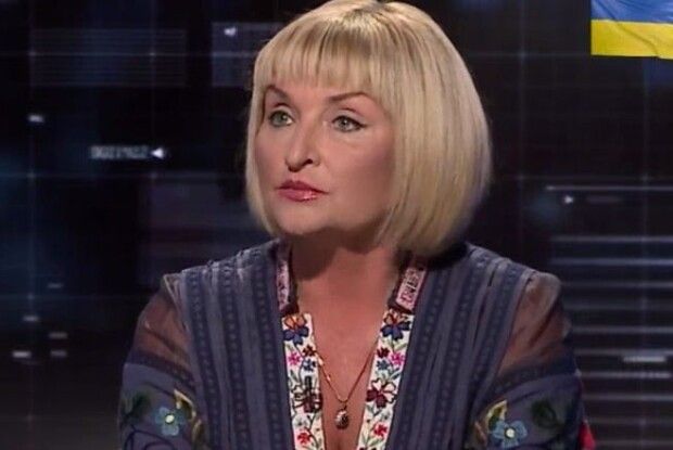 Що змушує «жону прокурора» братись самій за шиття…