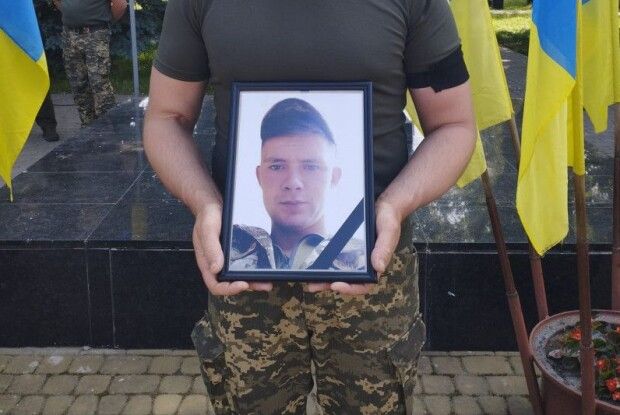 Назавжди 24: волиняни провели в останню дорогу молодого Захисника України 