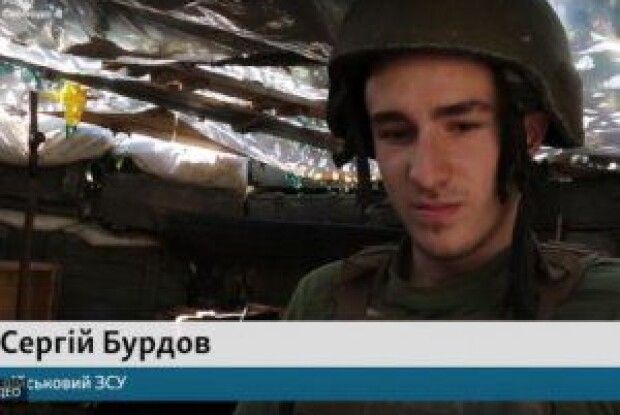 Після школи пішов на передову, щоб зібрати гроші на лікування мами
