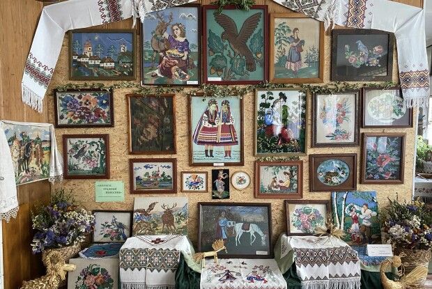 У музеї на Волині відкрили виставку унікальних картин (Фото)