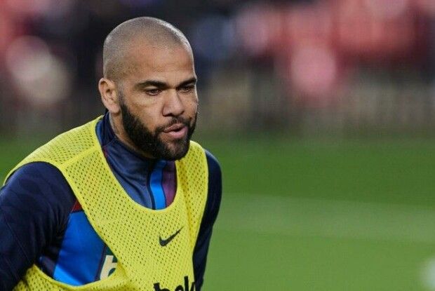 Найтитулованіший гравець у світі провів перший матч у в'язниці