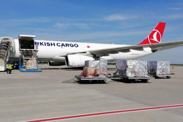 Гонконг «підсів» на українську черешню