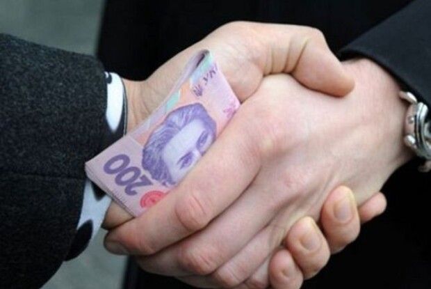 На Рівненщині двох поліцейських судитимуть, бо хотіли хабар за те, що закриють очі на злочин