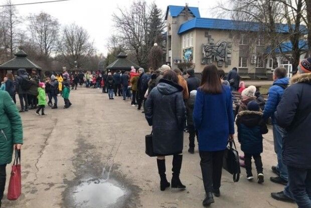У Рівненському зоопарку небачений досі аншлаг: жінки масово вирішили скористатися своїм сьогоднішнім правом на безплатний вхід
