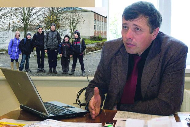 Міняю стару школу на новий автобус і дорогу