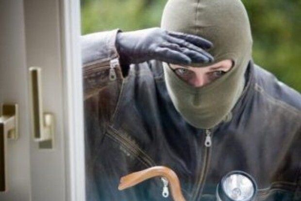 На Волині поліцейські впіймали по гарячих слідах серійного злодія