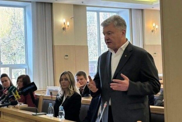Порошенко оскаржує незаконні санкції Зеленського у Верховному Суді