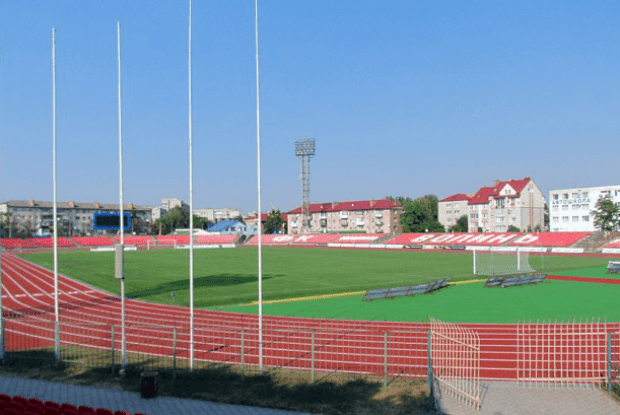 Стадіон «Авангард» оцінили у 1 170 300 гривень і передали у власність Луцька