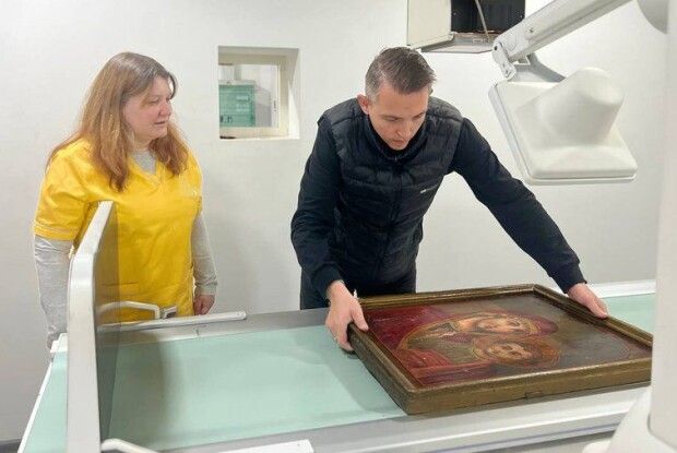 На Волині у 190-річному храмі знайшли цінні артефакти